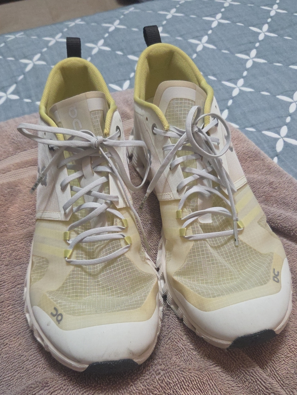 On Cloud X Shift Vapor Acacia Mens Running Shoes